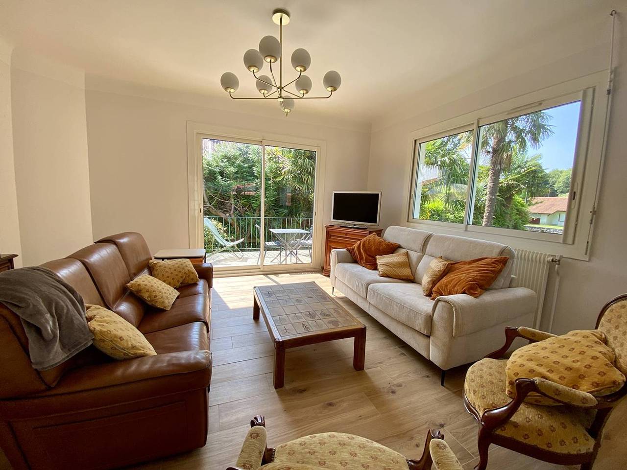 Casa renovada en Cambo, 2 hab, jardín, aparcamiento, Wifi in Cambo-les-Bains, Region de Bayona
