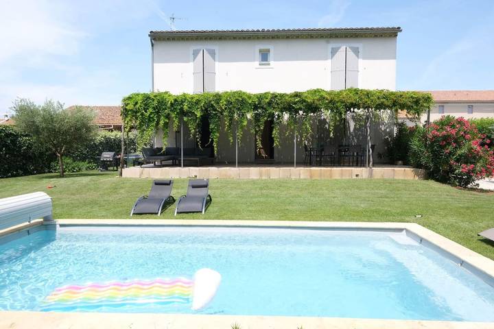 Villa for 6 people, with garden - 1