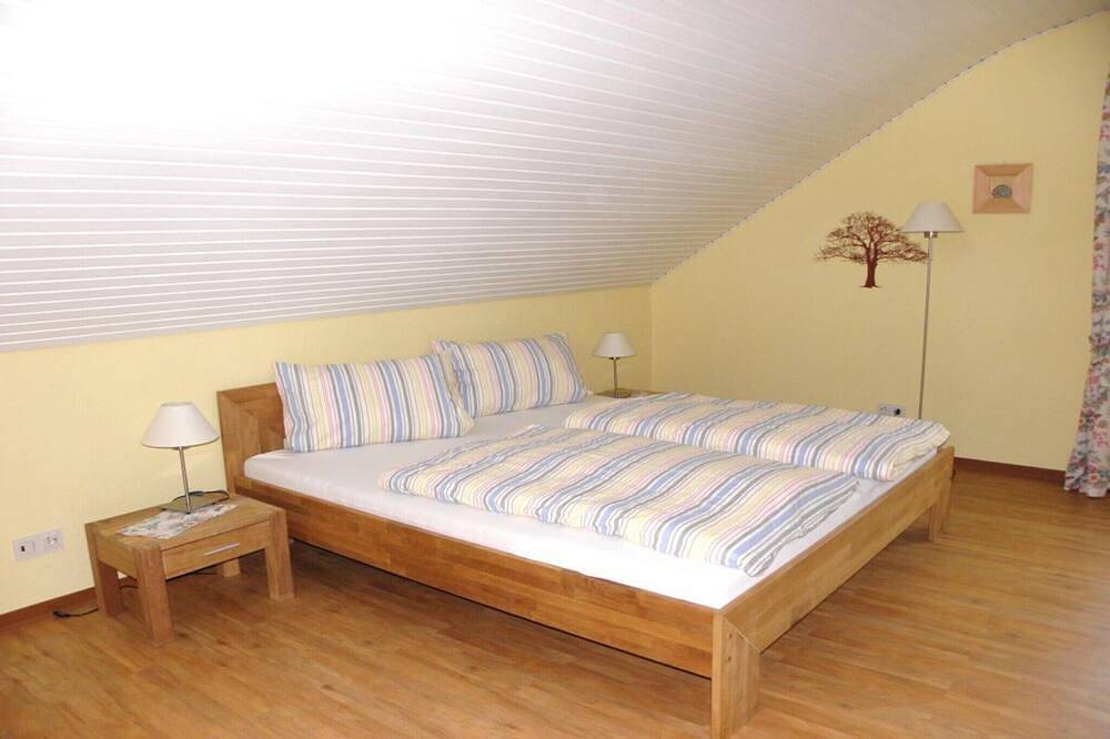 Ganze Wohnung, Ferienwohnung Haus Burgenblick Bullay in Bullay, Traben-Trarbach und Umbegung