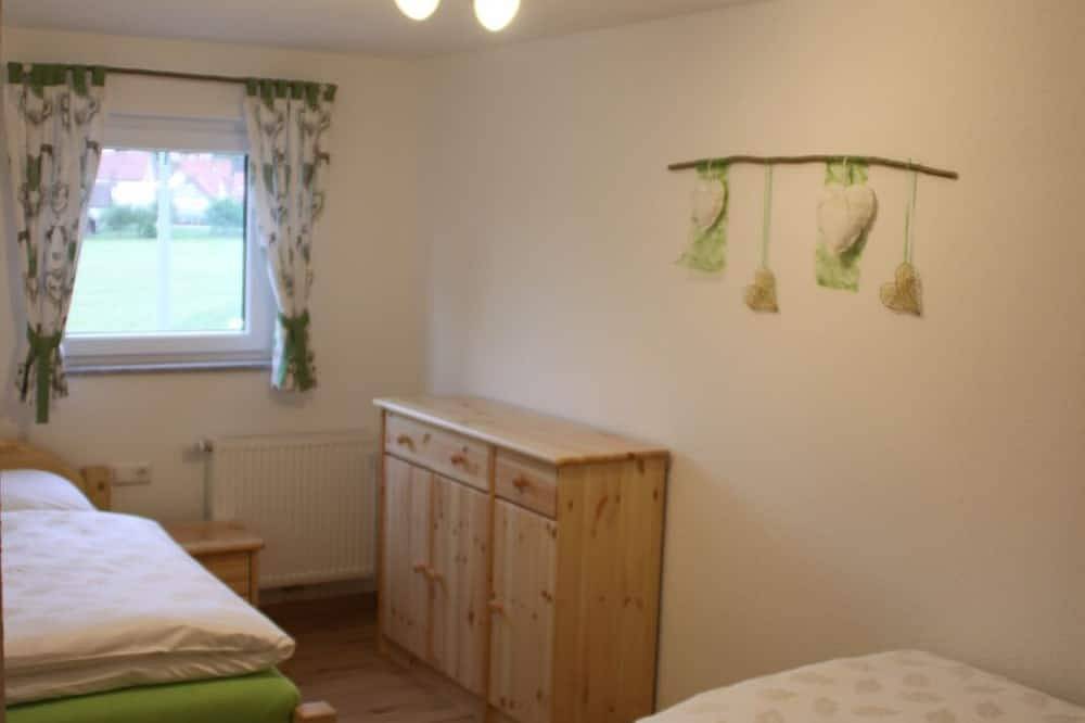 Ganze Wohnung, Mitten in der Natur gelegene Ferienwohnung Albpartments Koch in Meßstetten, Neckar-Alb