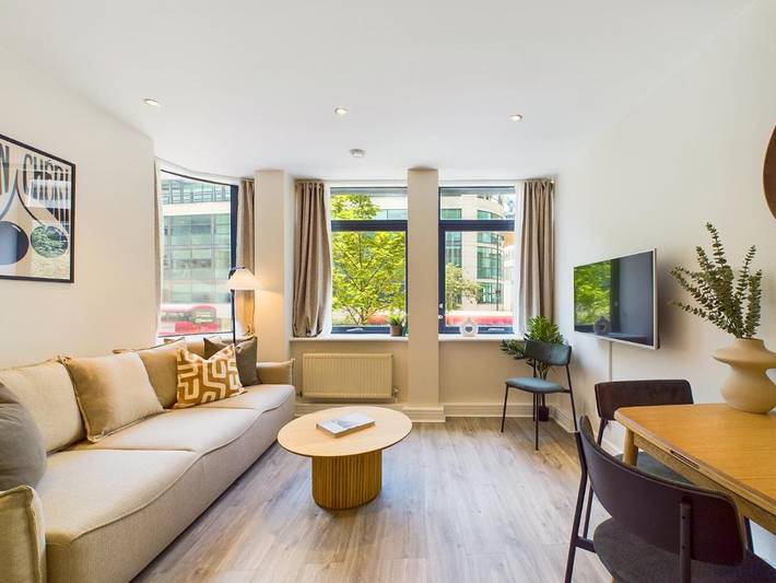 Apartment for 2 people, with pets in Covent Garden