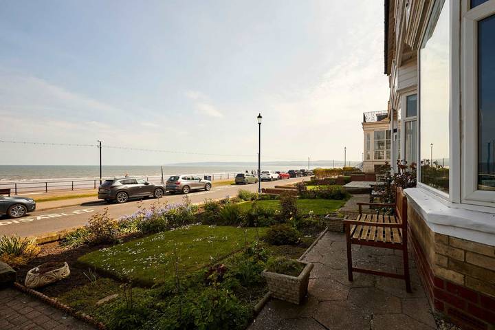 Apartment for 4 people in Filey