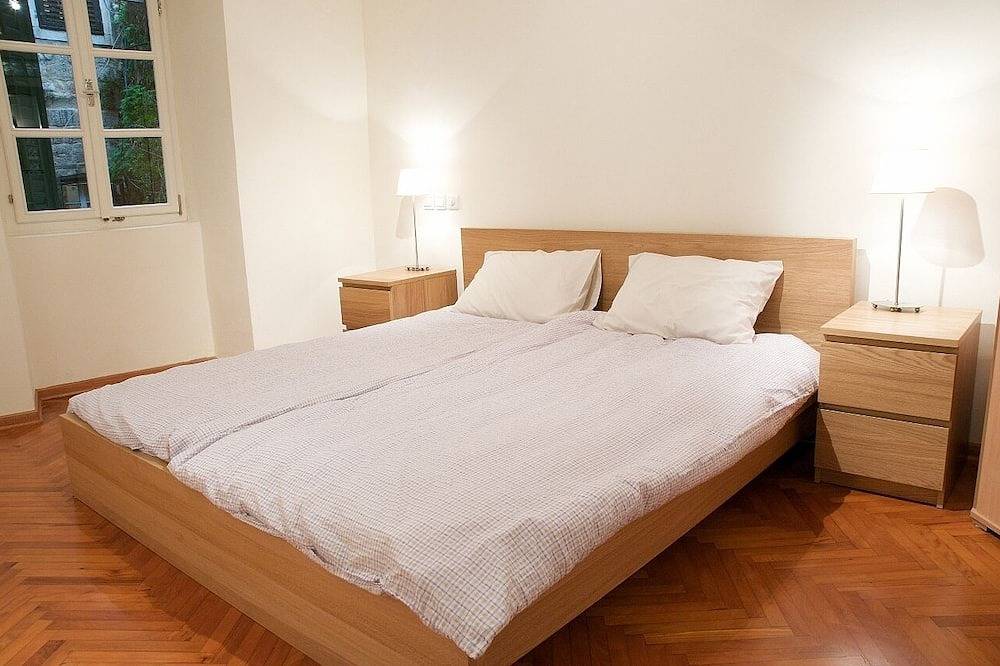 Ganze Wohnung, Geräumige Wohnung im Herzen der Altstadt in Kotor, Boka Kotorska