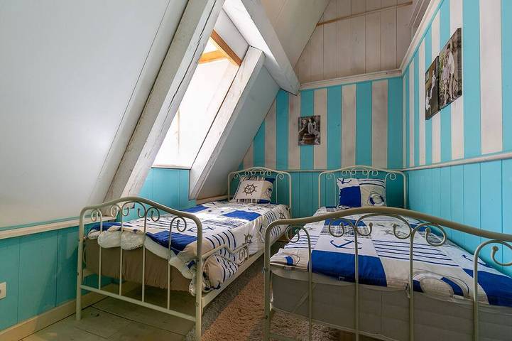 Location de vacances pour 6 personnes, avec terrasse ainsi que jardin et piscine, animaux acceptés à Sainte-Alvère - 4