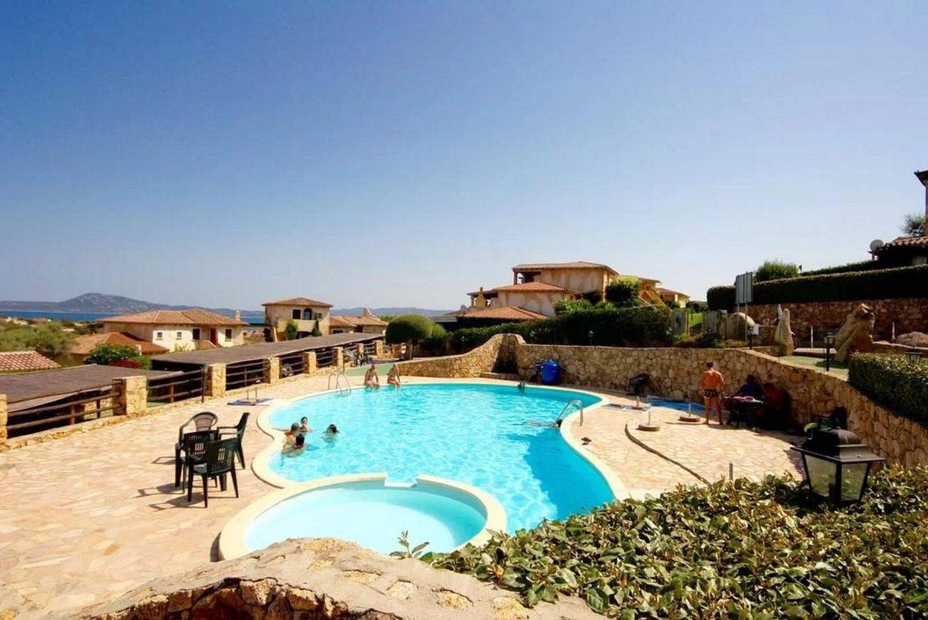 Appartement entier, Amazing Sea View Flat with Swimming Pool! in Moriscu, Pittulongu