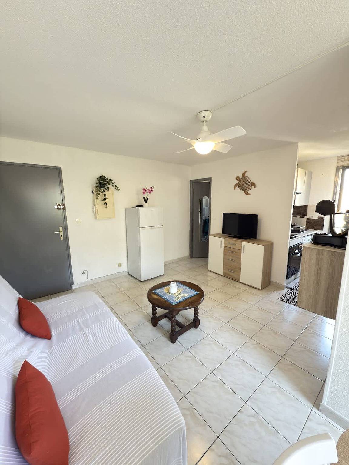 Appartement entier, Jolie T2 à 100m de la plage  in Sérignan, Côte d'Améthyste