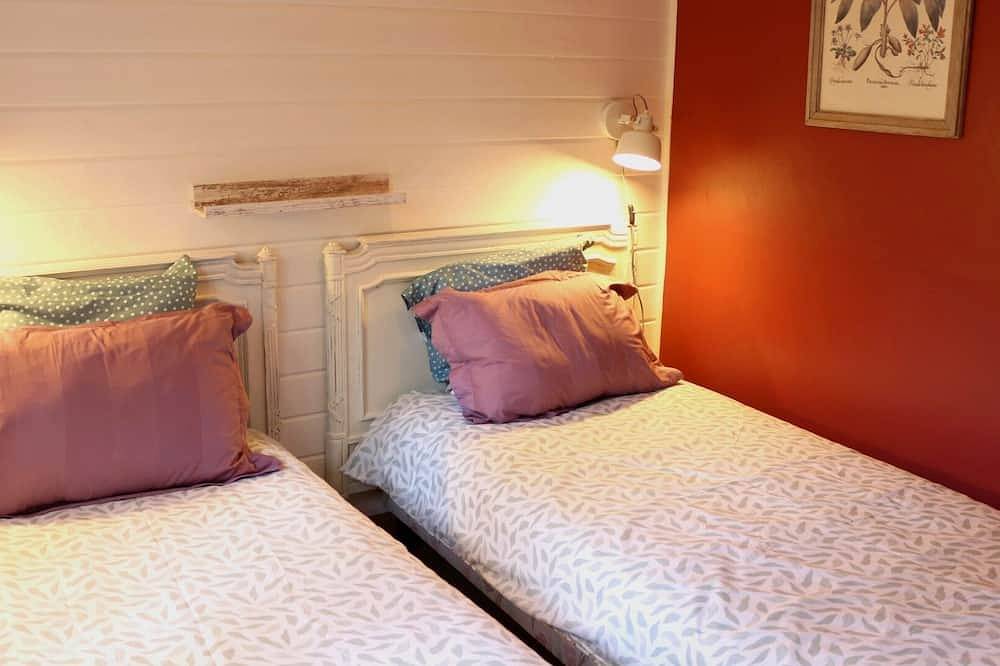 La forge d'Espelette : chalet au calme forêt, piscine partagée, commodités à 5mn in Saint-Paul-lès-Dax, Région de Dax