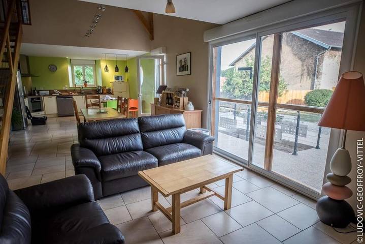 Location de vacances pour 2 personnes, avec jardin ainsi que jacuzzi et terrasse à Autigny-la-Tour - 3