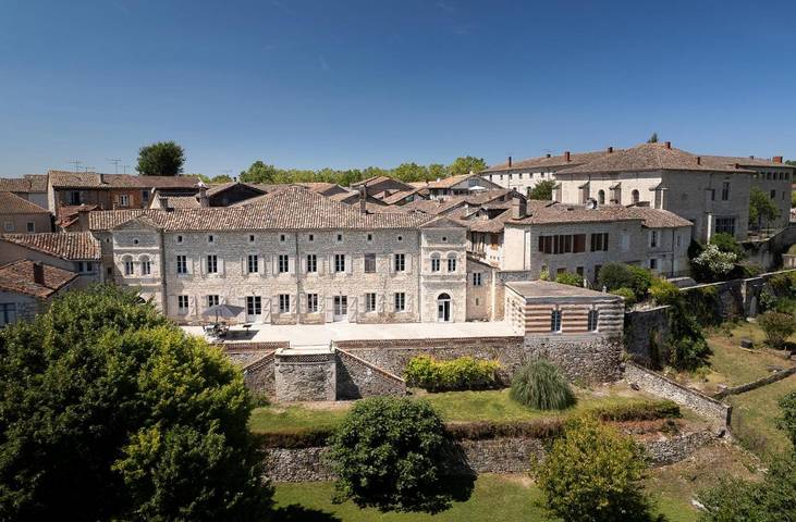 Cottage pour 3 personnes, avec vue ainsi que jardin et terrasse, animaux acceptés à Montpezat-de-Quercy