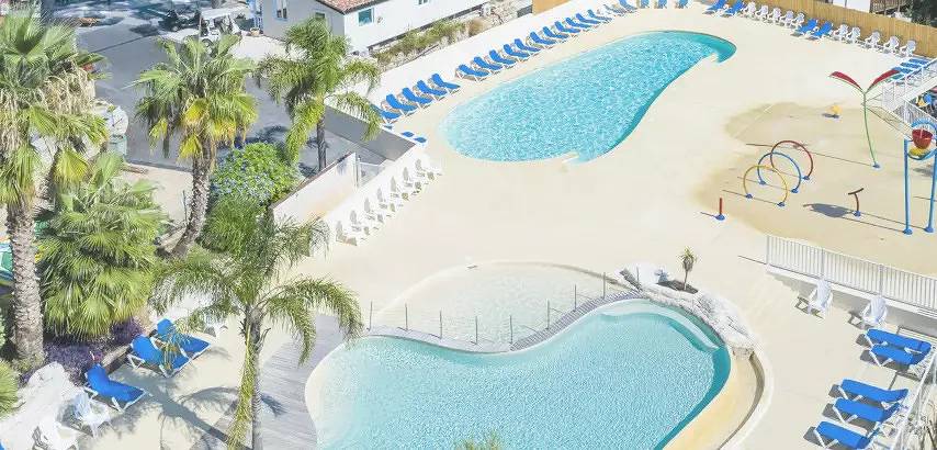 Mobil home pour 4 personnes, avec terrasse, animaux acceptés à Ceyreste - 2