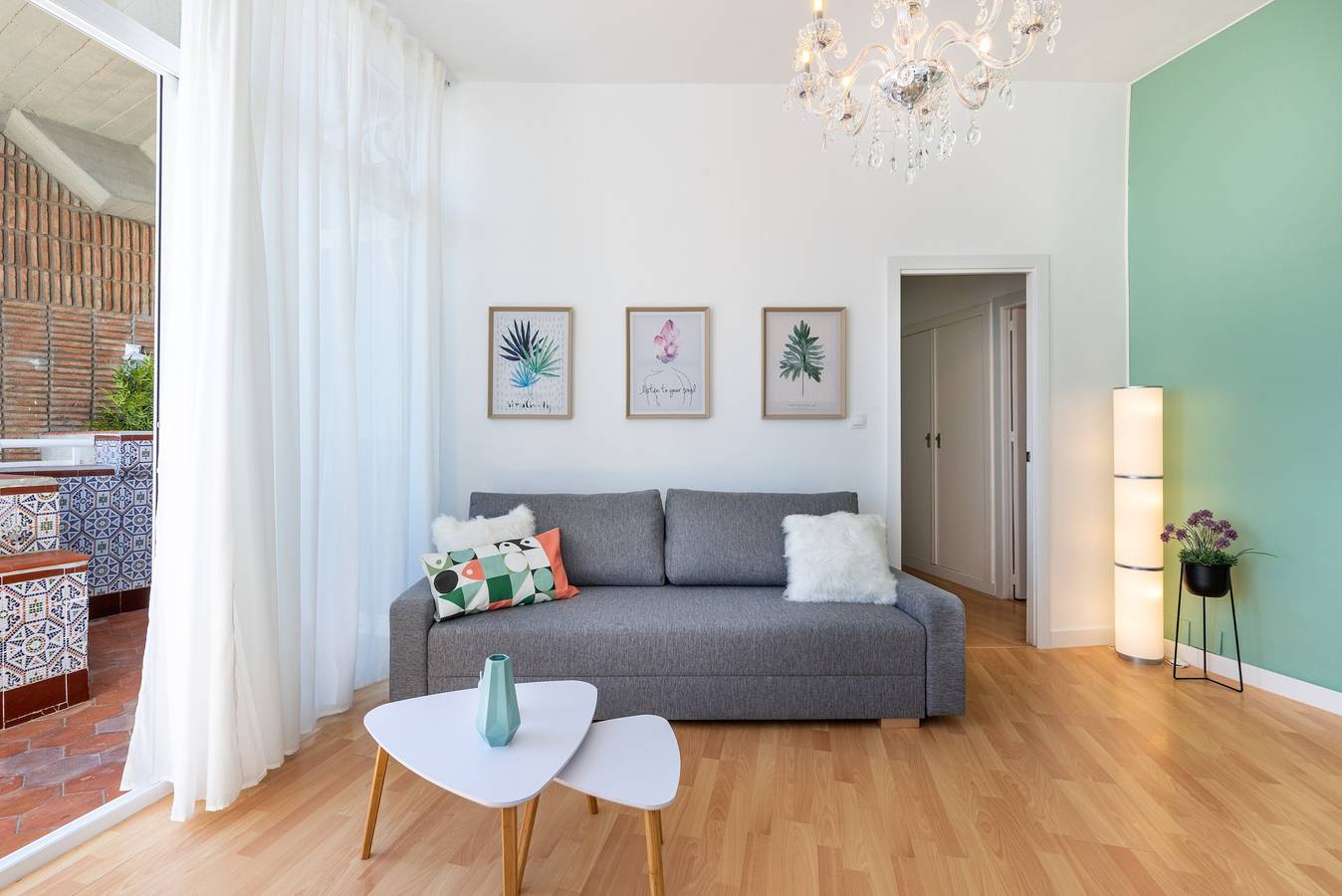 Entire apartment, Apartment 'Mirador' with Sea View, Wi-Fi and Air Conditioning in Torremolinos Centre, Torremolinos