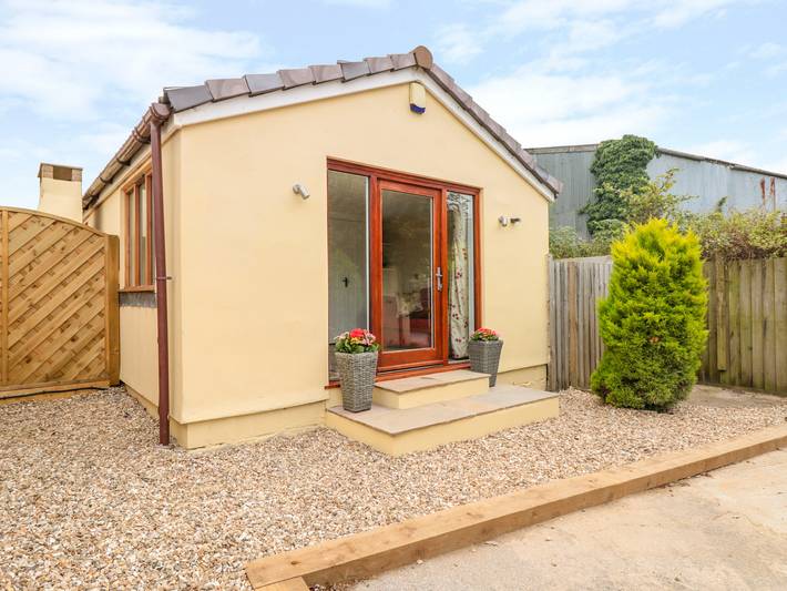 Log cabin for 2 people, with garden and view in South Devon