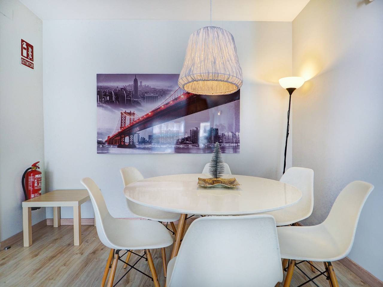 Ganze Wohnung, Ferienwohnung für 6 Personen mit Terrasse in Sitges, Garraf