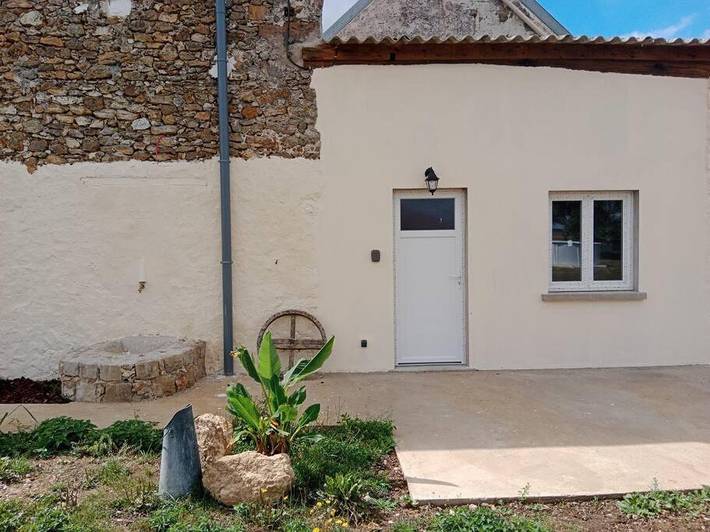 Appartement de vacances pour 2 personnes, avec Jacuzzi et Terrasse ainsi que Jardin et Piscine