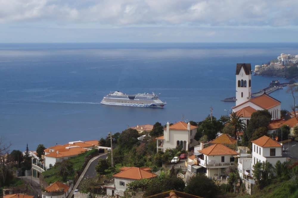 Ganze Wohnung, Modern Studio Wohnung in Funchal in São Gonçalo, Madeira