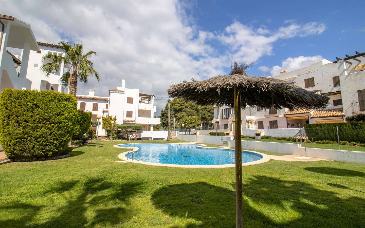 Apartamento entero, Bajo con terraza y piscina Playa Cargador in Alcocéber, Alcalá de Chivert