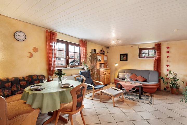 Ganze Wohnung, Ferienwohnung 'Heike Schreiber' mit Talblick, privatem Freisitz und Wi-Fi in Sasbachwalden, Mittlerer Schwarzwald