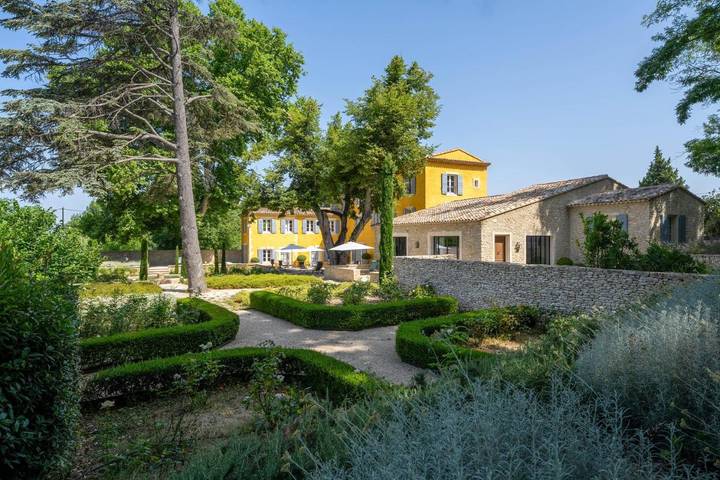 Maison d’hôte pour 2 personnes, avec vue ainsi que piscine et jardin à Ménerbes - 3