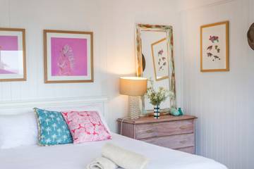 Vacation Rental for 2 Guests in Yamba, New South Wales, Picture 1