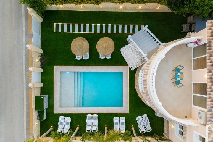 Location de vacances pour 20 personnes, avec piscine ainsi que vue et terrasse, animaux acceptés à Monforte del Cid - 3