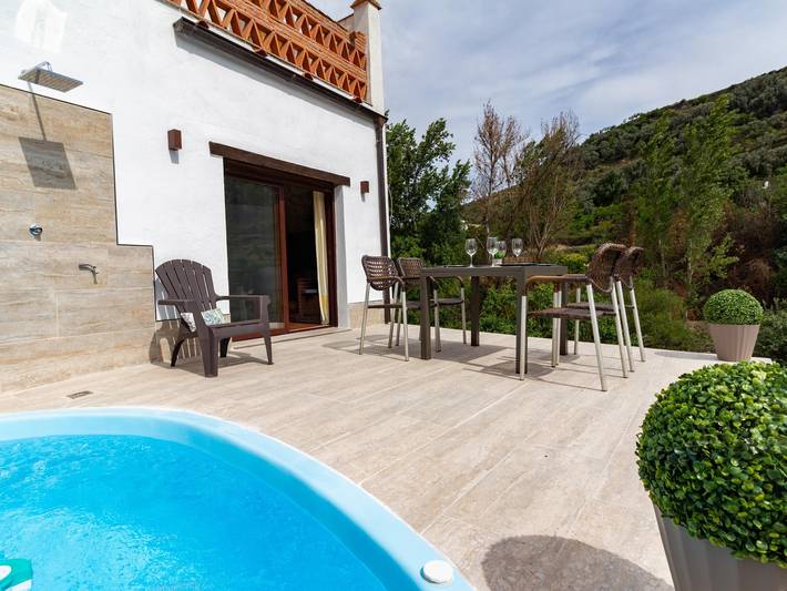 Casa rural para 10 personas, con Terraza y Piscina en Parque Nacional de Sierra Nevada