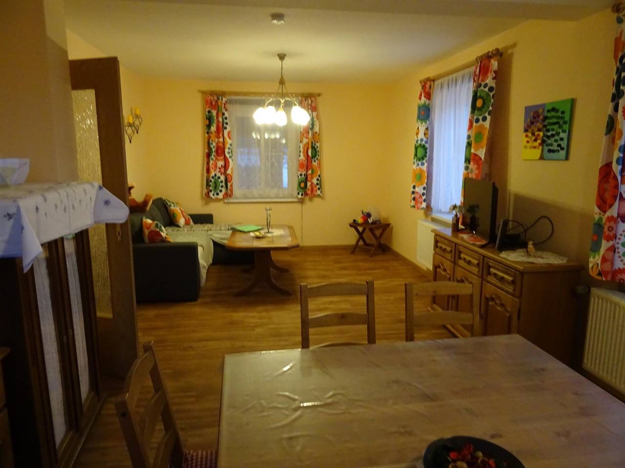 Gemütliche Ferienwohnung 70qm am Waldrand in Altenberg, Mittlere Erzgebirge
