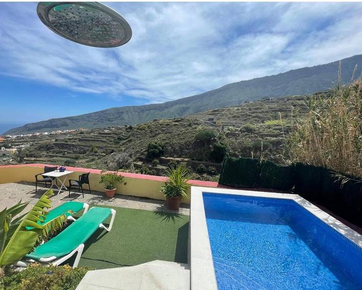 Hotel para 4 personas, con vistas además de jardín y piscina en Güímar - 2