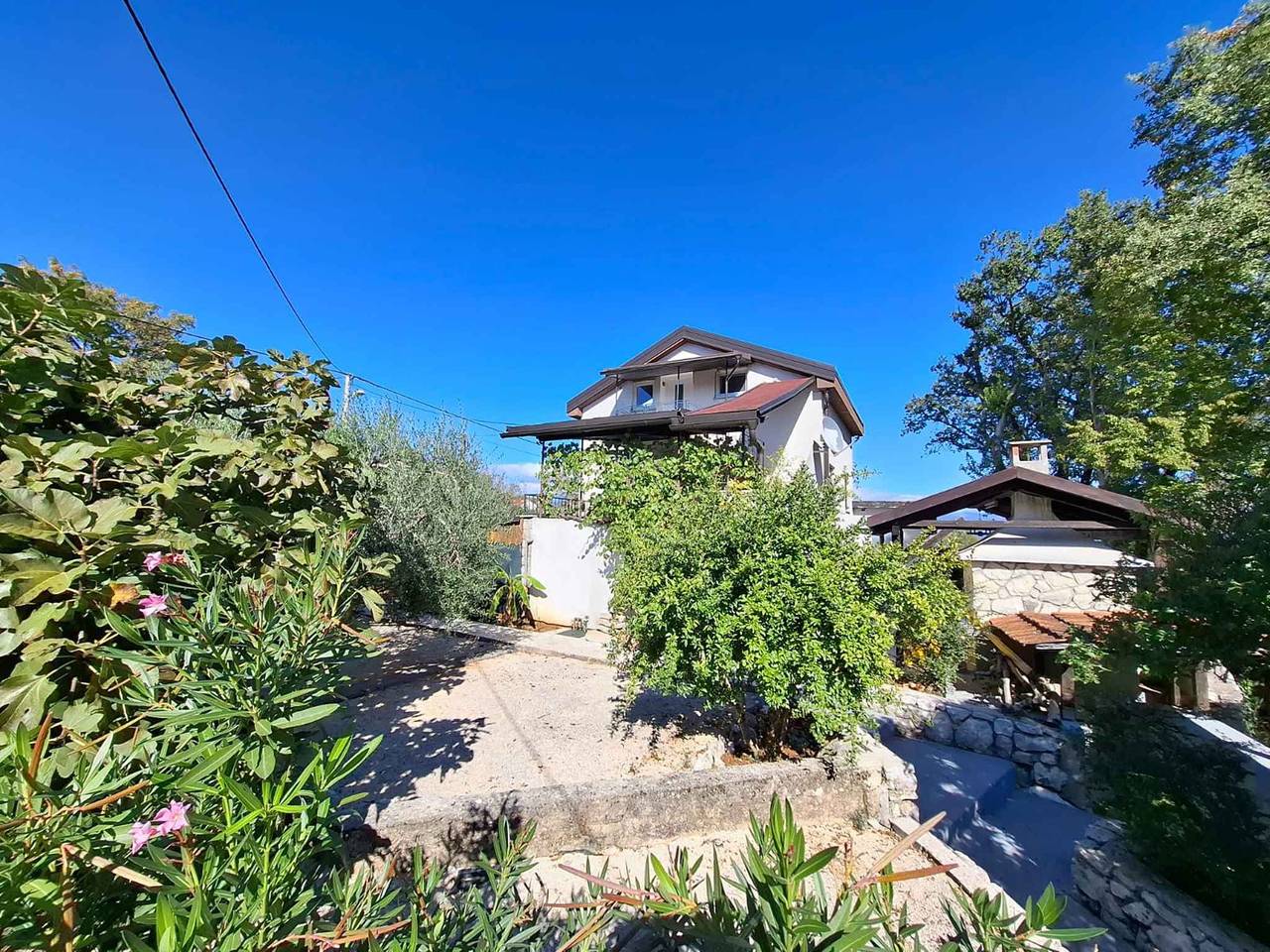 Ganze Ferienwohnung, Ferienwohnung Wohnung mit Balkon in Gostinjac, Krk