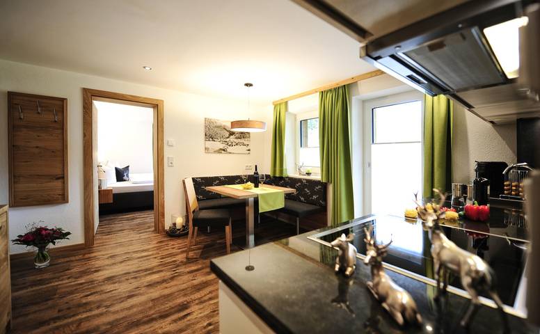 Holiday apartment for 2 people, with balcony, child-friendly - 1