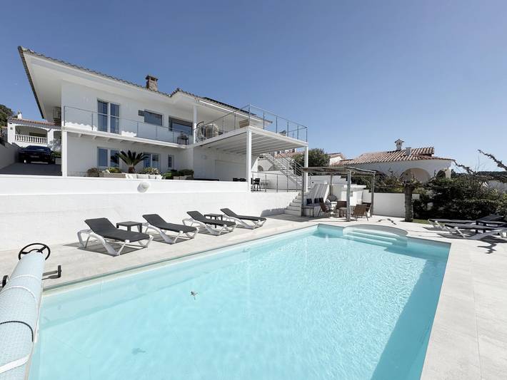 Maison de vacances pour 12 personnes, avec jardin ainsi que terrasse et piscine dans Punta Montgo