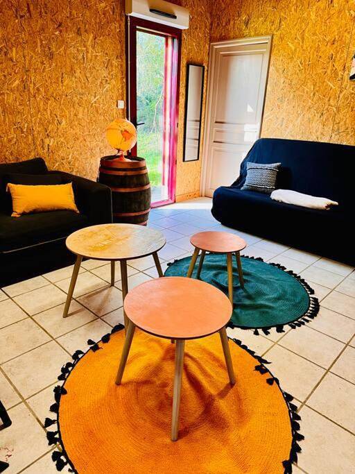 Location de vacances pour 4 personnes, avec Terrasse ainsi que Jardin et Vue à Saint-Martin-d'Auxigny