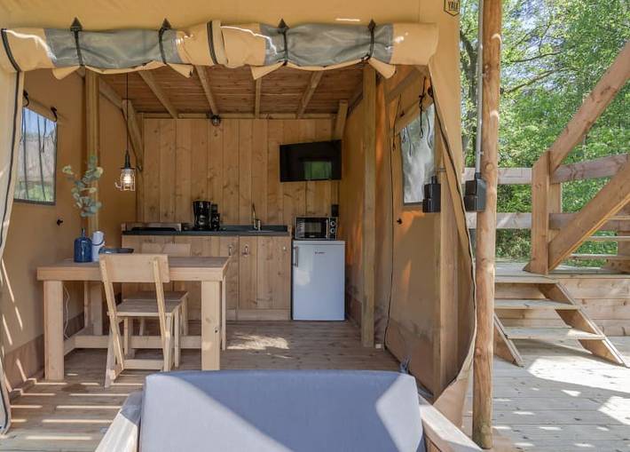 Camping für 4 Personen, mit Balkon/Terrasse und Terrasse in den Niederlande - 3