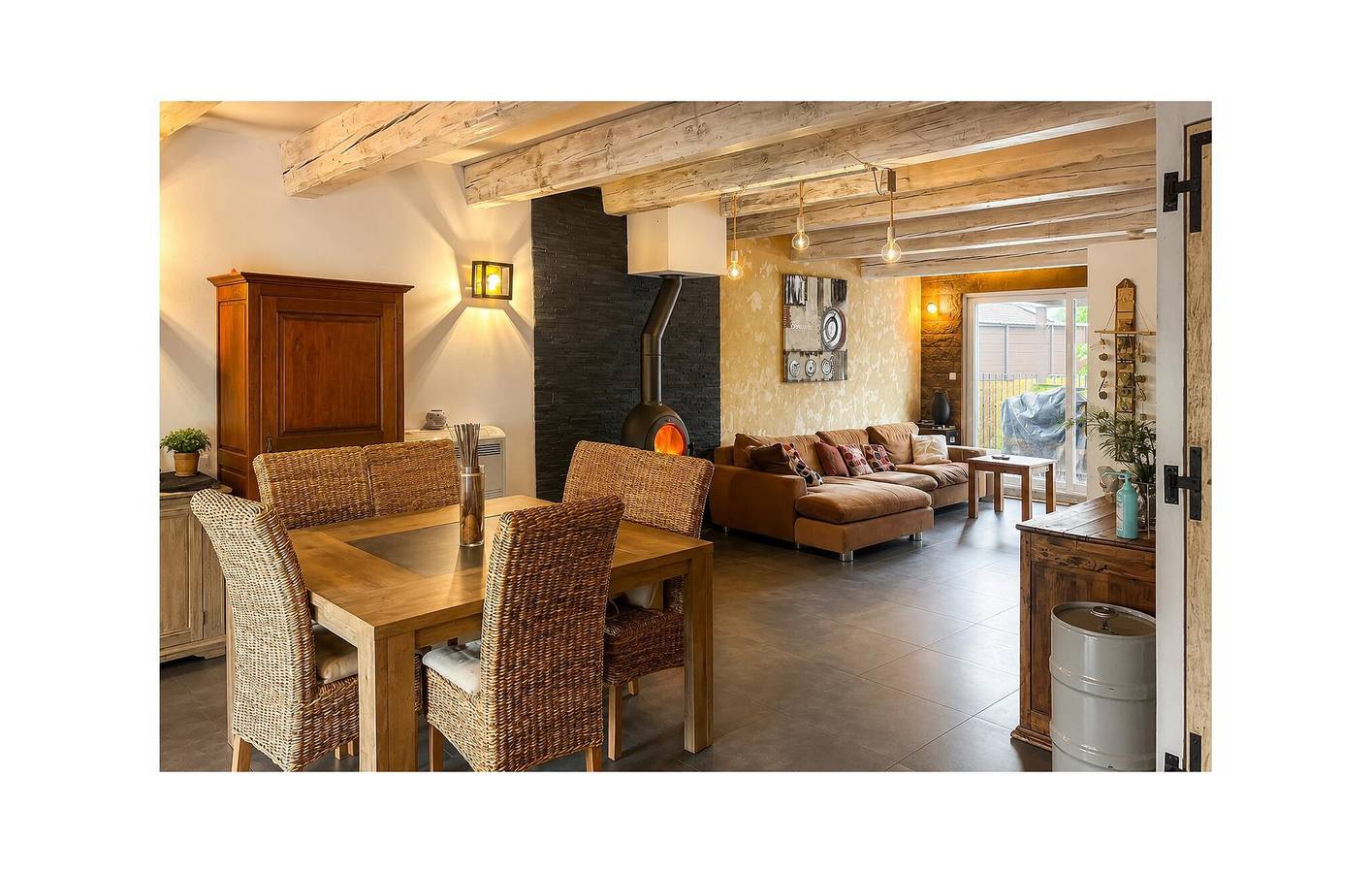 Appartement moderne avec piscine, Wi-Fi, climatisation et terrasse près de Titi Pizza in Gémenos, Côte méditerranéenne (France)