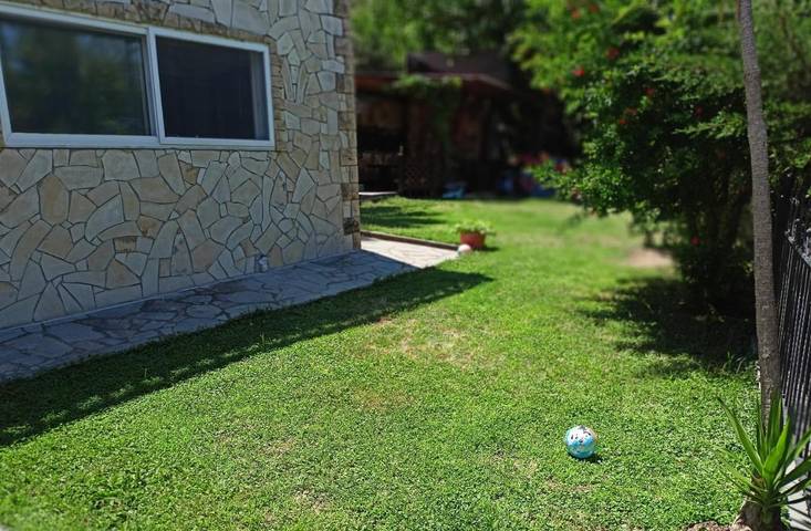 Ferienwohnung für 6 Personen, mit Terrasse und Garten sowie Ausblick - 1