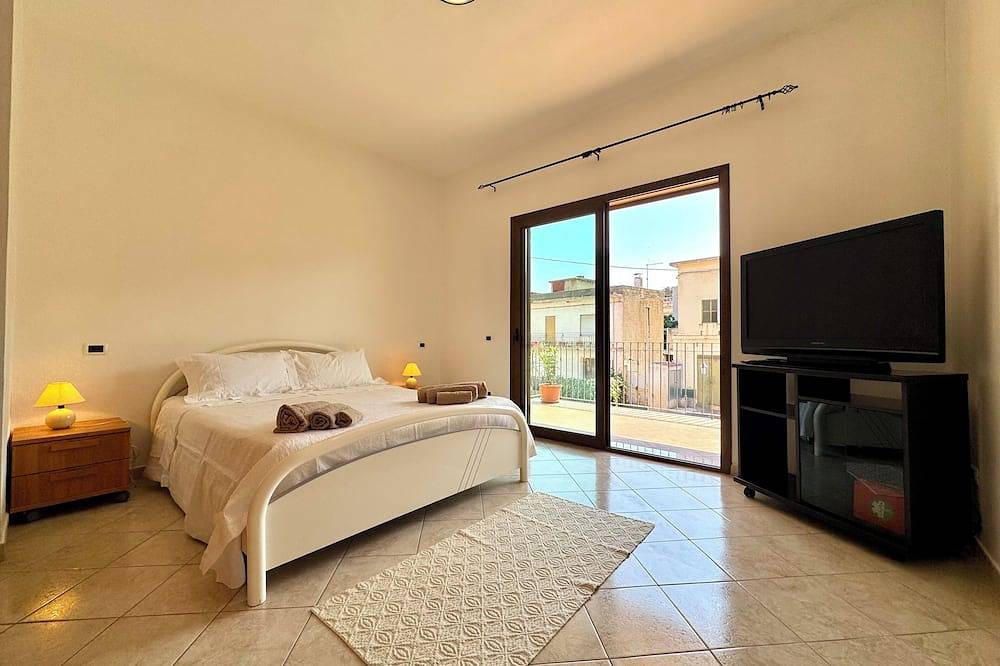 Apartamento entero, \" The Secret Patio \" in Bari Sardo, Provincia de Ogliastra