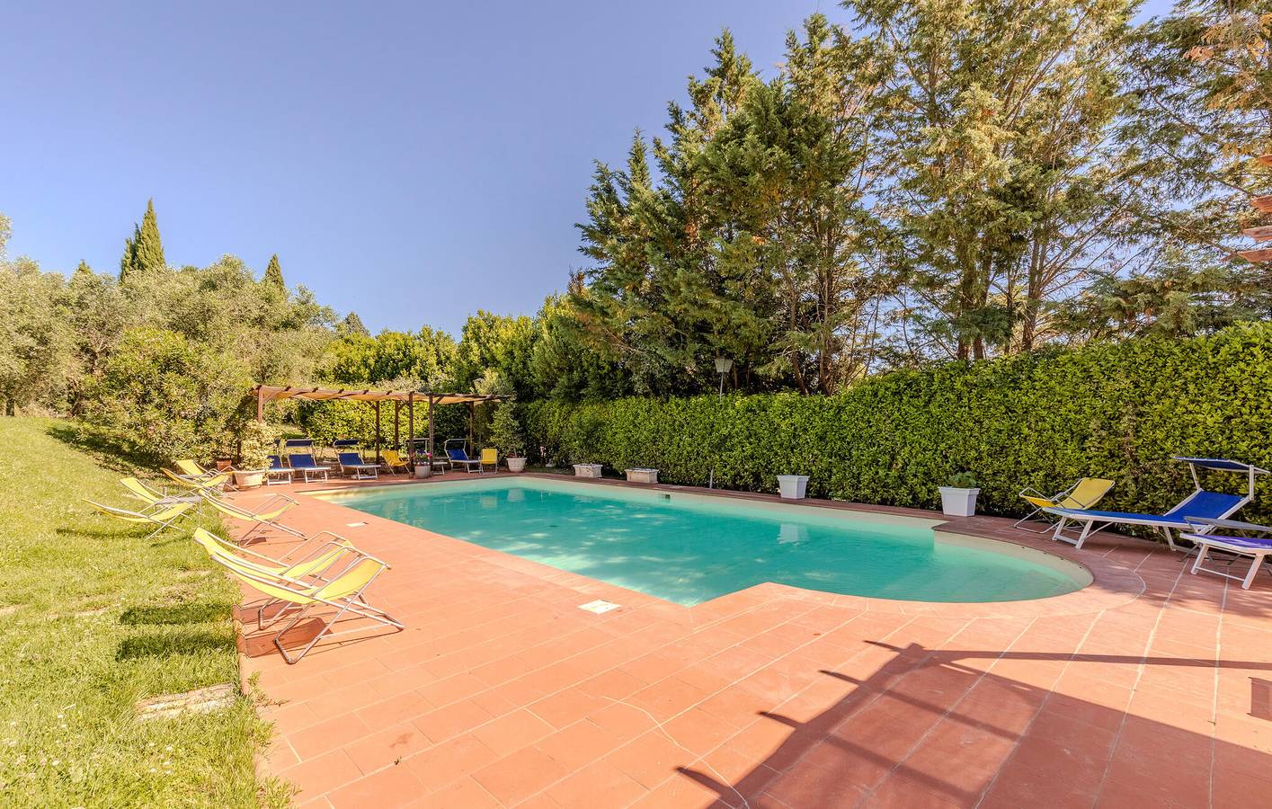 Ganze Ferienwohnung, Riverside Retreat mit Pools und Parkplatz in Todi, Perugia Provinz