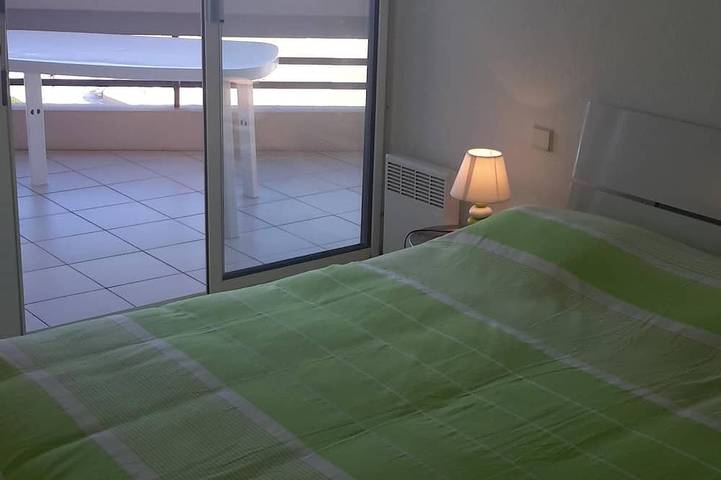 Appartement entier, Appartement front de mer immeuble de standing Canet sud avec parking accès WIFI in Canet-en-Roussillon, Côte d'Améthyste
