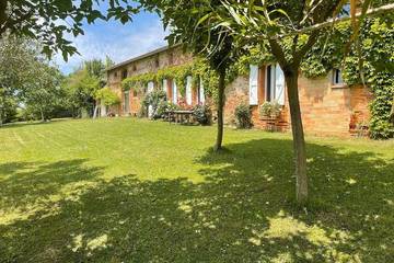 Gîte pour 8 personnes, avec piscine à Lézat-sur-Lèze