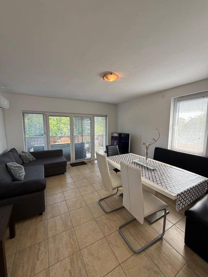 Ferienwohnung für 4 Personen, mit Ausblick und Seeblick sowie Balkon in Revfülöp - 2