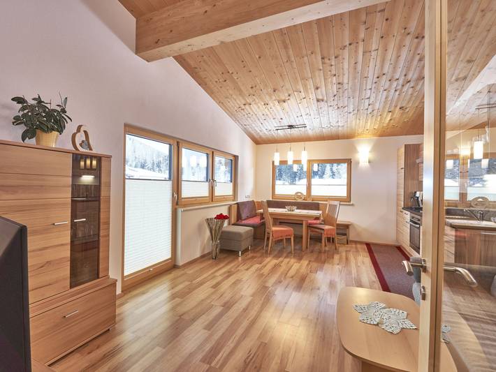 Ferienwohnung für 5 Personen, mit Balkon und Ausblick sowie Garten in Längenfeld - 2