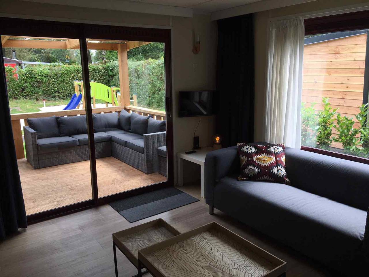 Schönes chalet für 4 Personen mit Bad auf einem Familiencampingplatz in Wateren, Drenthe in Wateren, Regio Zwolle