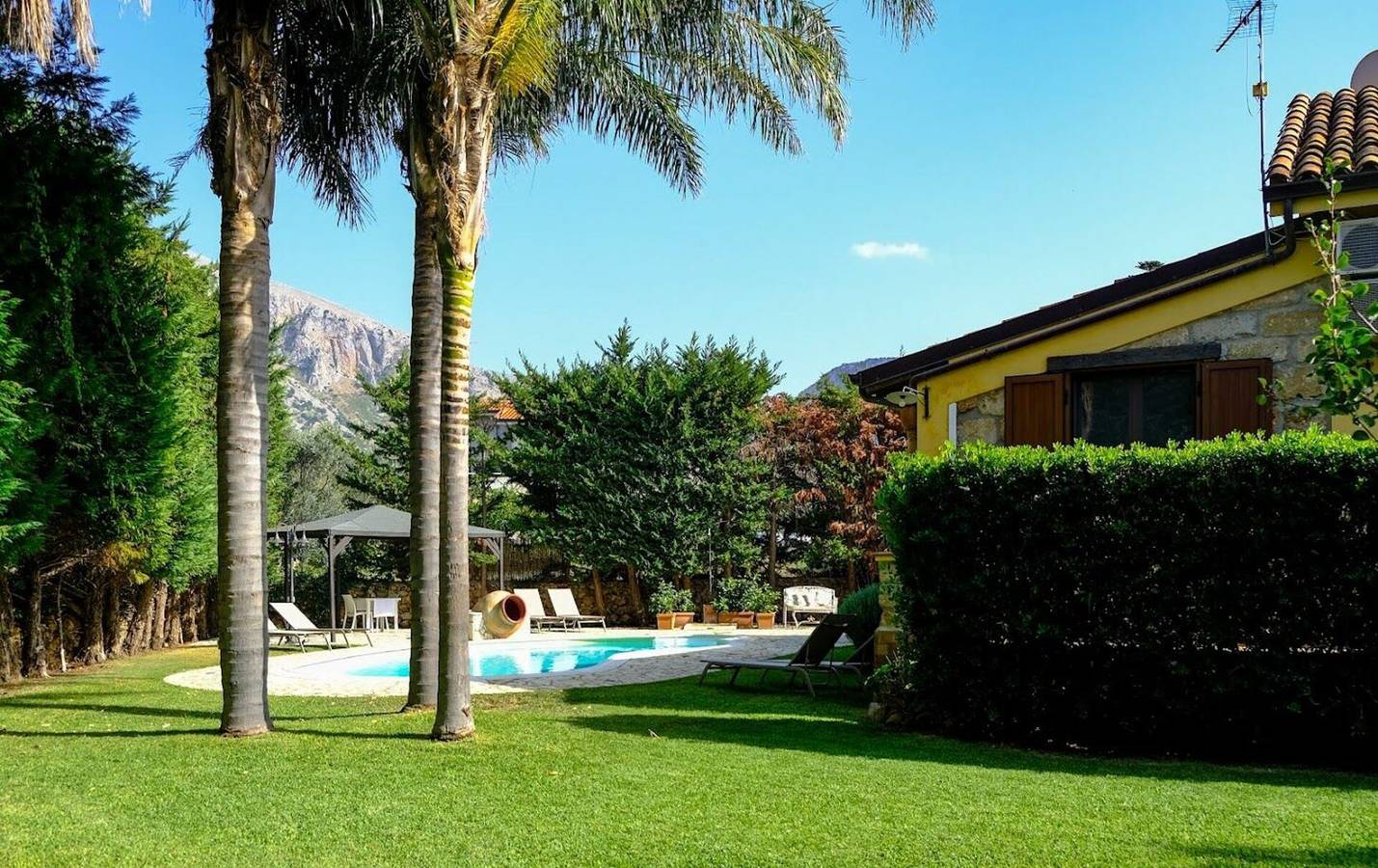 Villa Carta Fashion in Cinisi, Provincia di Palermo