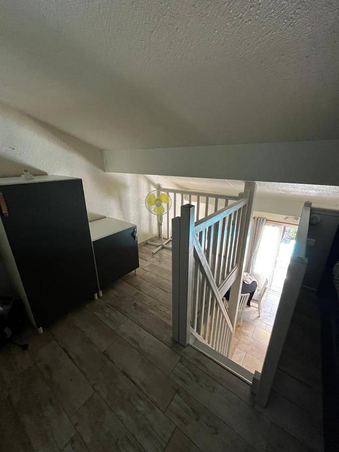 Two-Bedroom House in Forcalqueiret, Côte méditerranéenne (France)