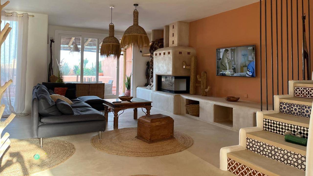 Two-Bedroom Chalet in Playa de Getares, Algeciras