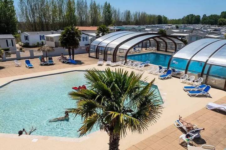 Camping pour 5 personnes à La Tranche-sur-Mer
