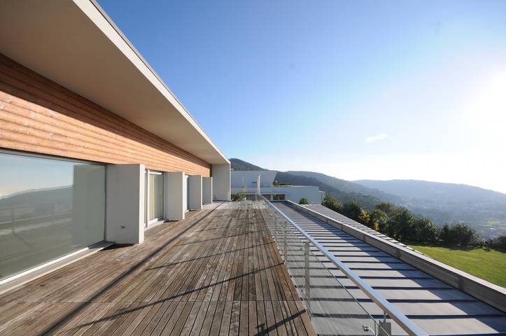 Location de vacances pour 8 personnes, avec jardin ainsi que piscine et vue sur l’océan dans Caminha - 3