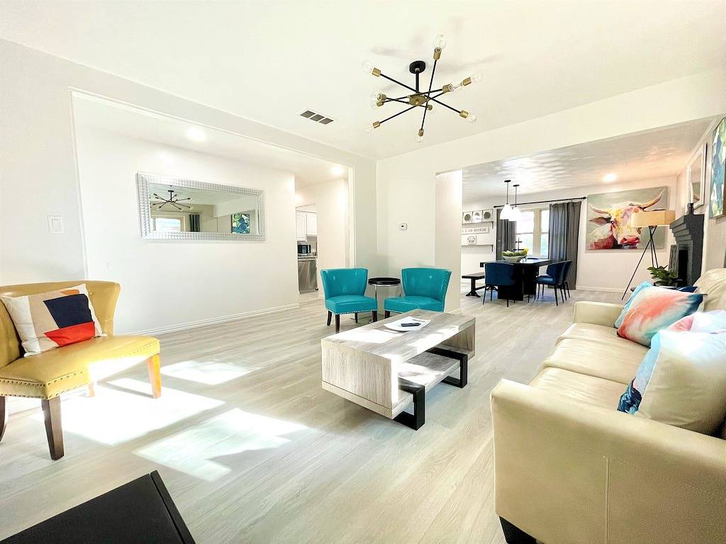 Walk to the At&T Stadium, Texas Rangers Globe Life Park, Texas Live & many more. in Arlington, Tarrant County