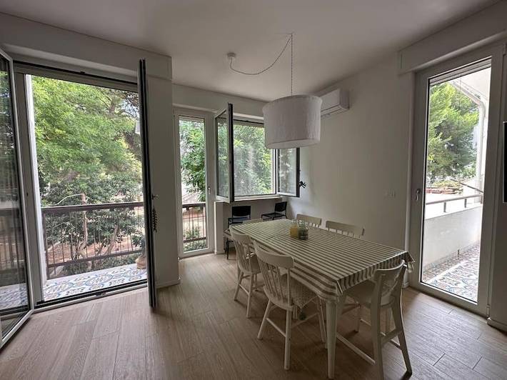 Appartamento vacanze per 4 persone, con panorama e balcone nonché giardino - 1