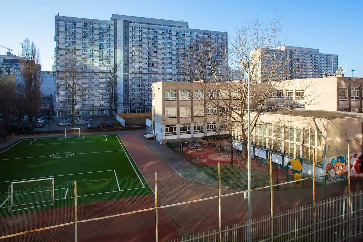 Entire apartment, Bright Apartment in the Center | Balcony and 270 m to the Metro in Warsaw, Masovia