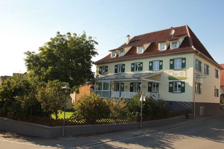 Kamer 'Zimmer 5' met gedeeld terras, gedeelde tuin en Wi-Fi in Ebenweiler, Region Bodensee-Oberschwaben